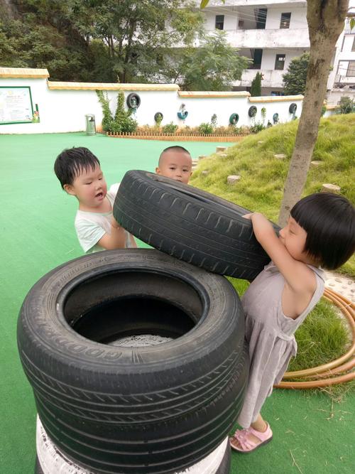 冒险岛2拉尔夫的恶行轮胎怎么搬